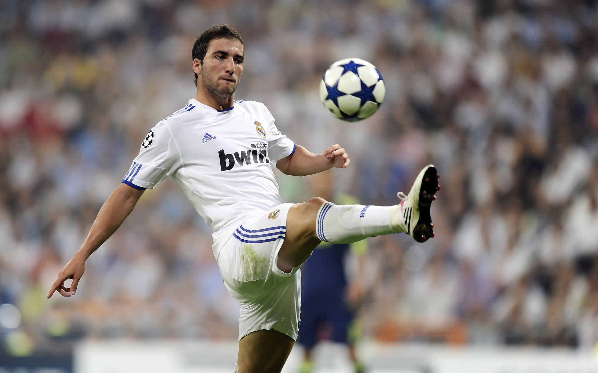 惊险反特连环画